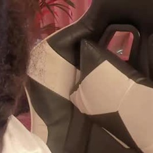 watchgirlcam.com savannahwildee livesex profile in ebony cams