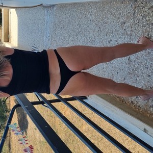 mfc JennaDeluxe webcam profile pic via badgirlwebcam.com