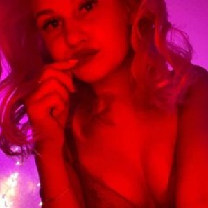 Cam Girl Sofia_Kenwood