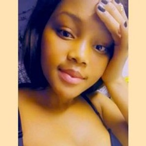 streamate SweetCandicexx webcam profile pic via badgirlwebcam.com