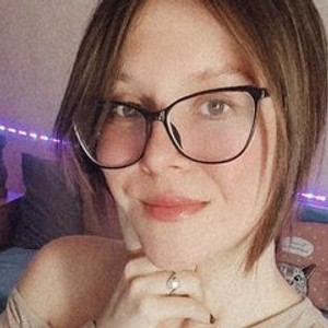 streamate AliceSlyFox webcam profile pic via watchgirlcam.com